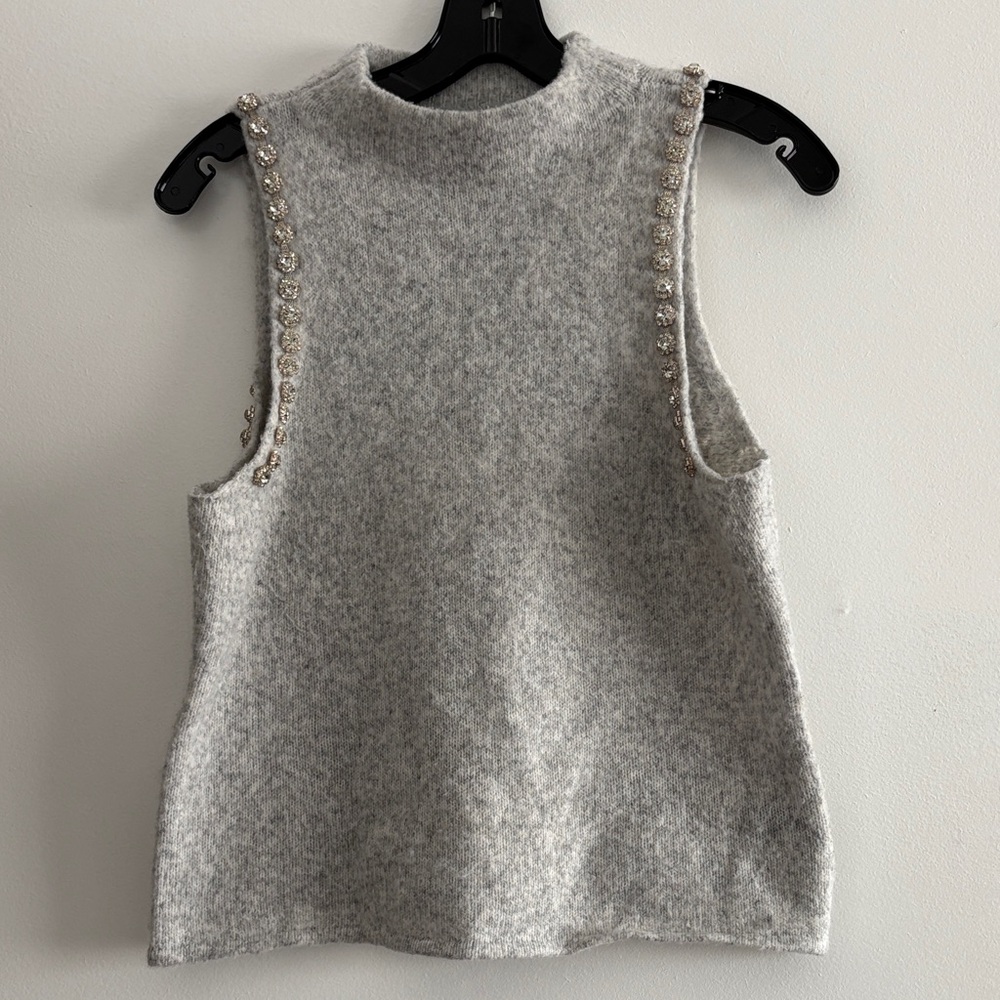 House of Harlow 1960 Gray, Mock Neck, Sleeveless Sweater with Beaded Details